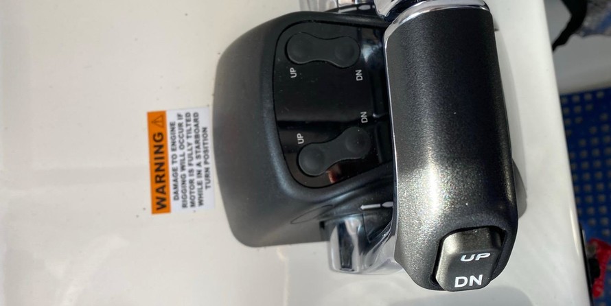 Parker 2520 XLD Sport Cabin