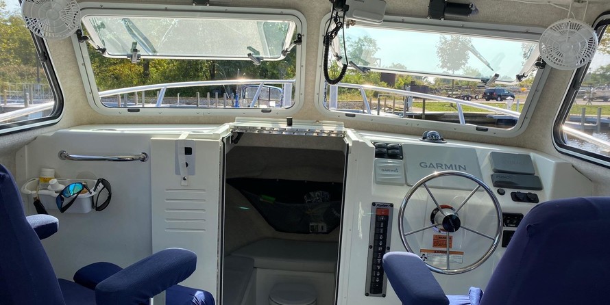 Parker 2520 XLD Sport Cabin