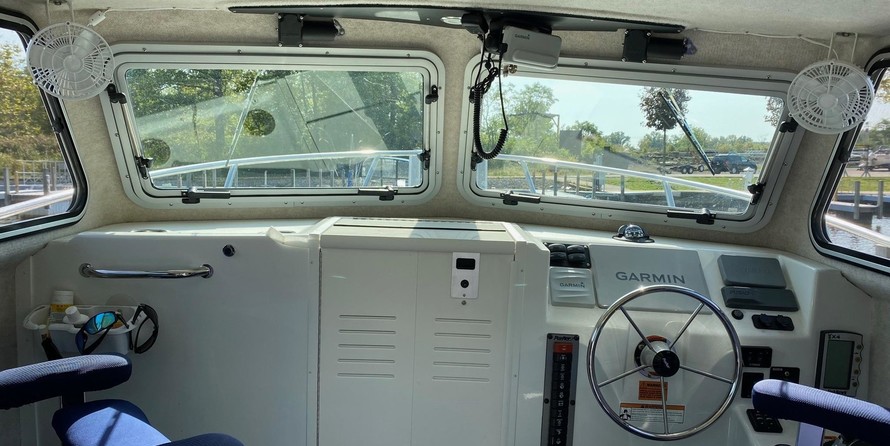 Parker 2520 XLD Sport Cabin