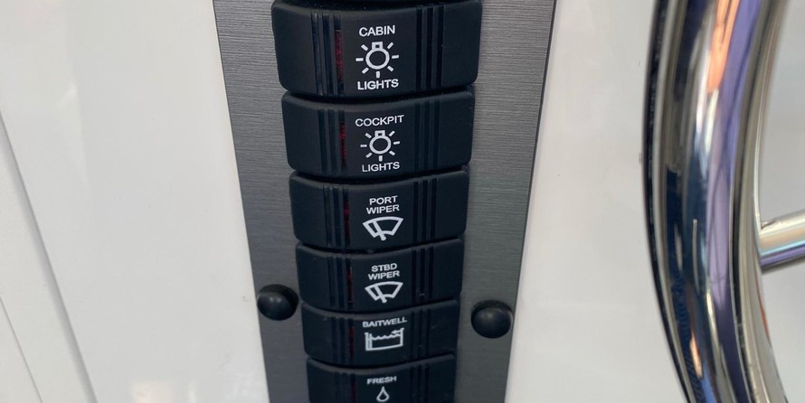 Parker 2520 XLD Sport Cabin