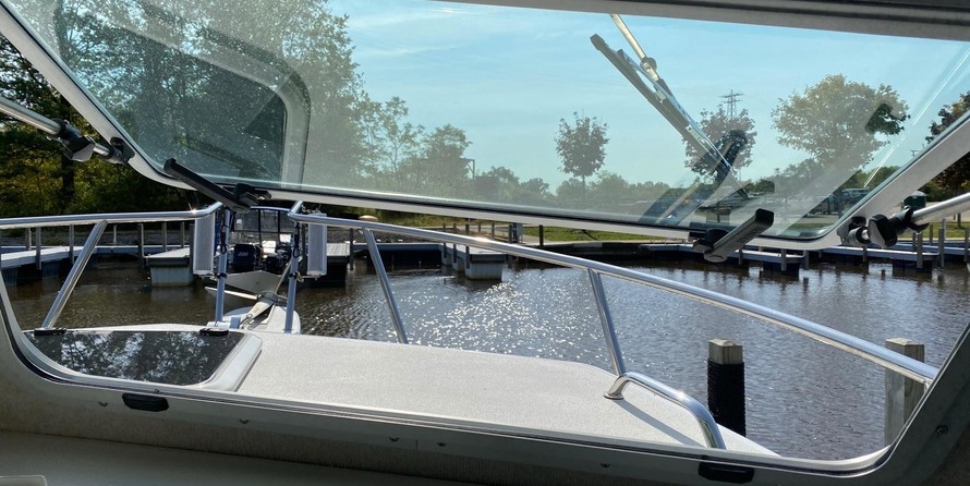 Parker 2520 XLD Sport Cabin