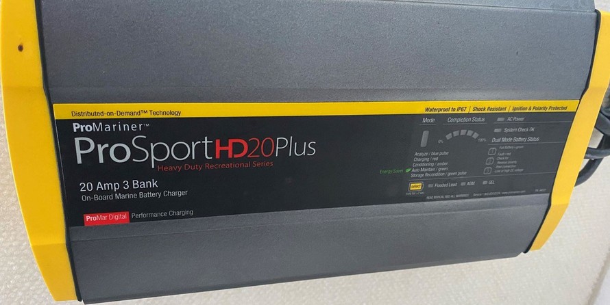 Sea Ray hunt ultra 211