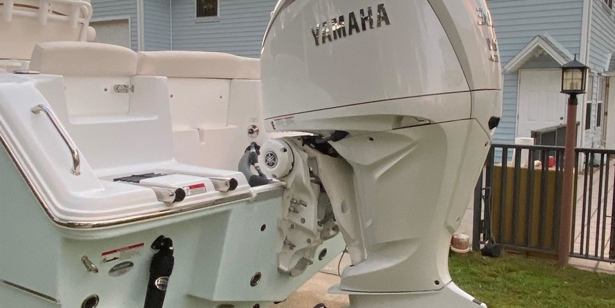 Sea Ray hunt ultra 211