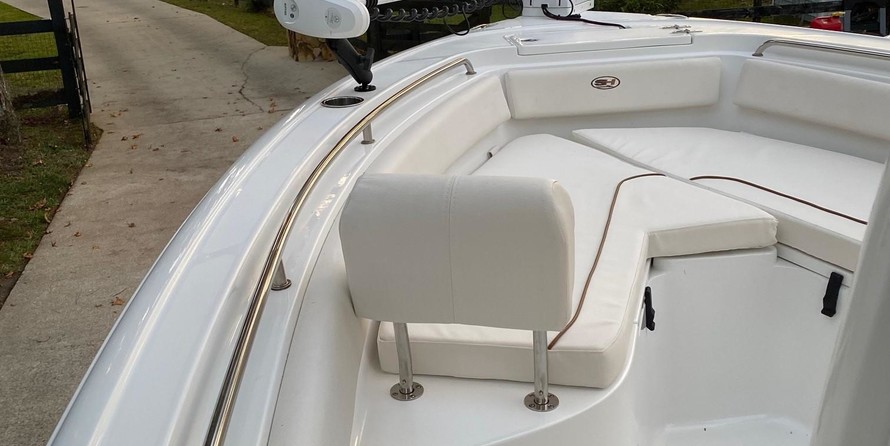 Sea Ray hunt ultra 211