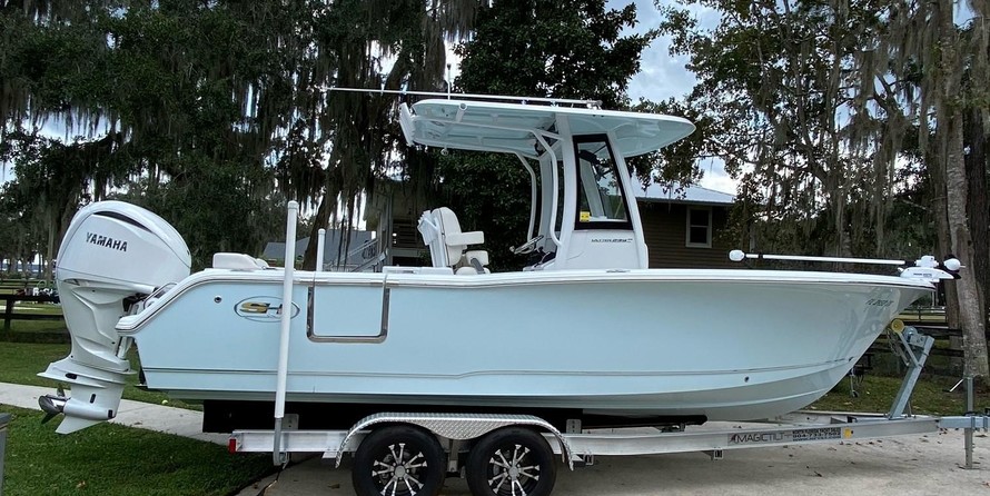 Sea Ray hunt ultra 211