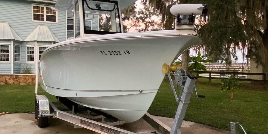 Sea Ray hunt ultra 211