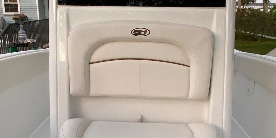 Sea Ray hunt ultra 211