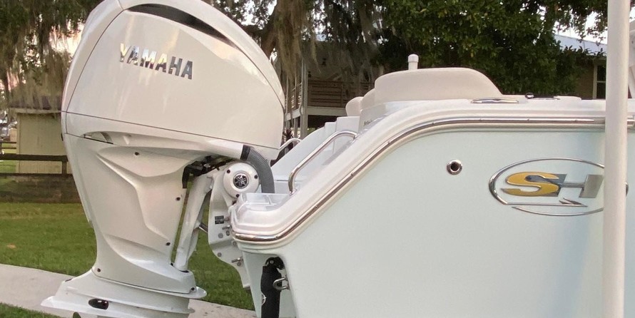 Sea Ray hunt ultra 211