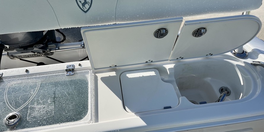 Century 2900 center console