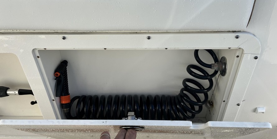 Century 2900 center console