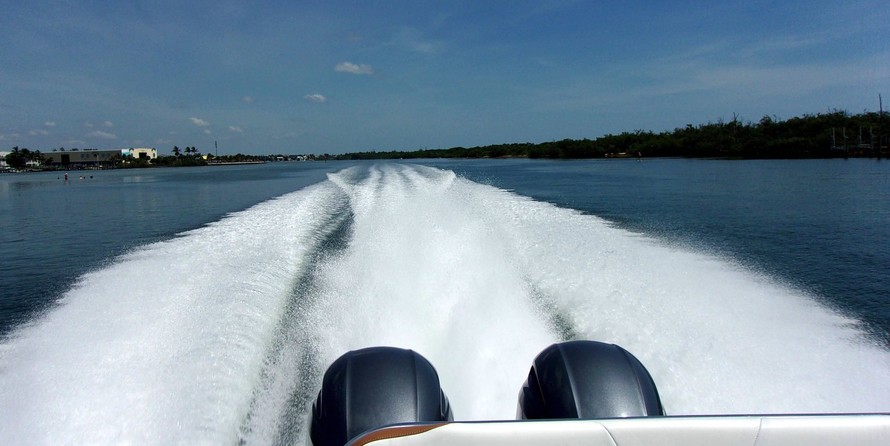 Century 2900 center console