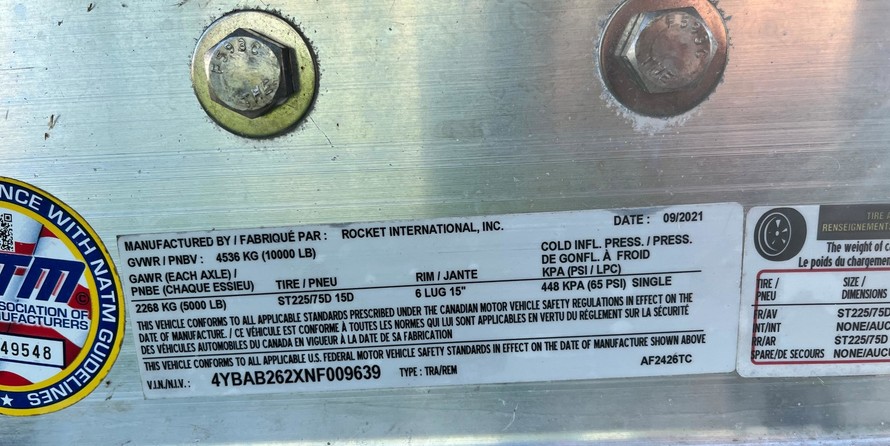 Century 2900 center console