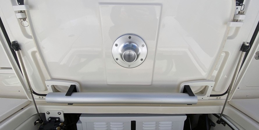 Boston Whaler 285 Conquest Pilothouse