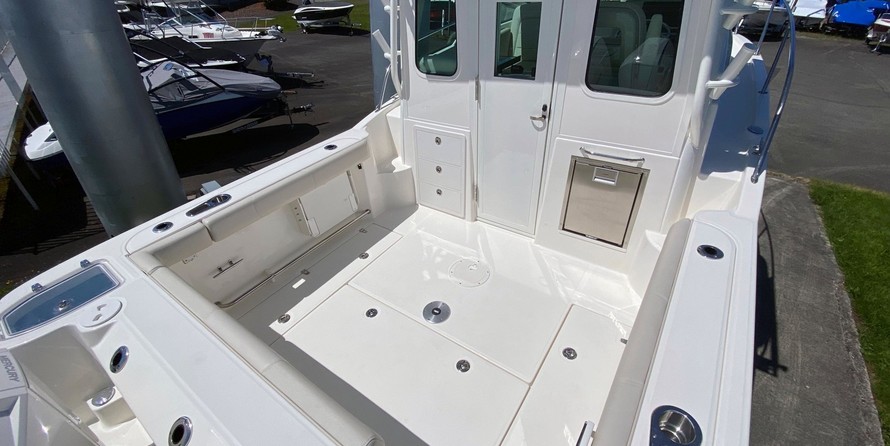 Boston Whaler 285 Conquest Pilothouse
