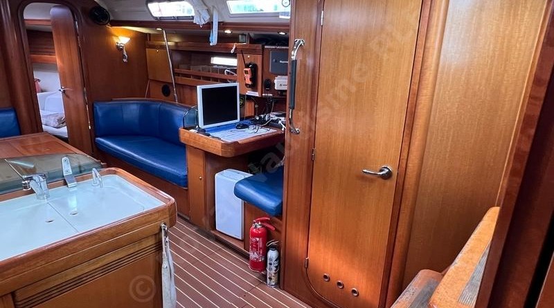 Dufour 40