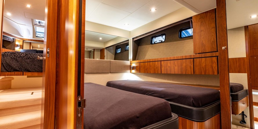 Fairline 58 Squadron