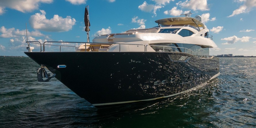 Sunseeker 95 Yacht