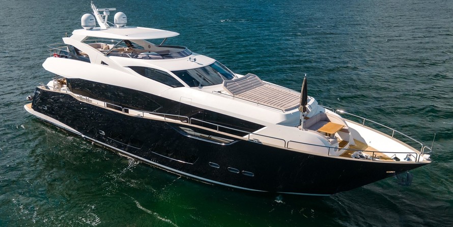 Sunseeker 95 Yacht