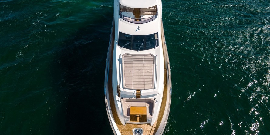Sunseeker 95 Yacht