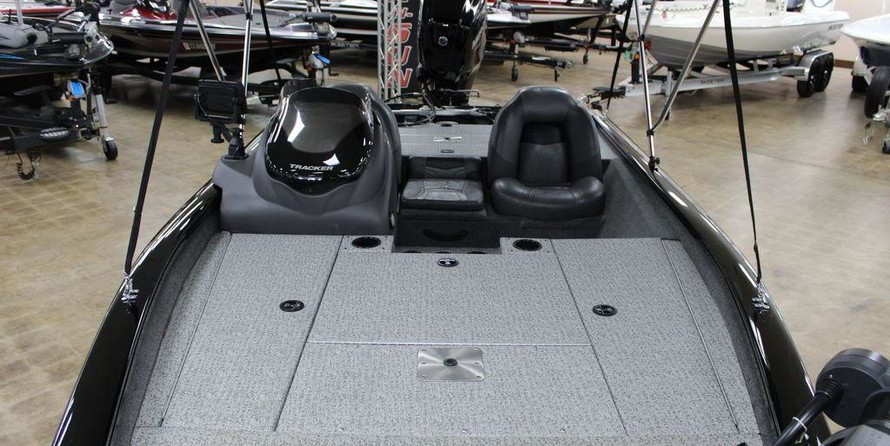 Tracker Pro Team 175 TF