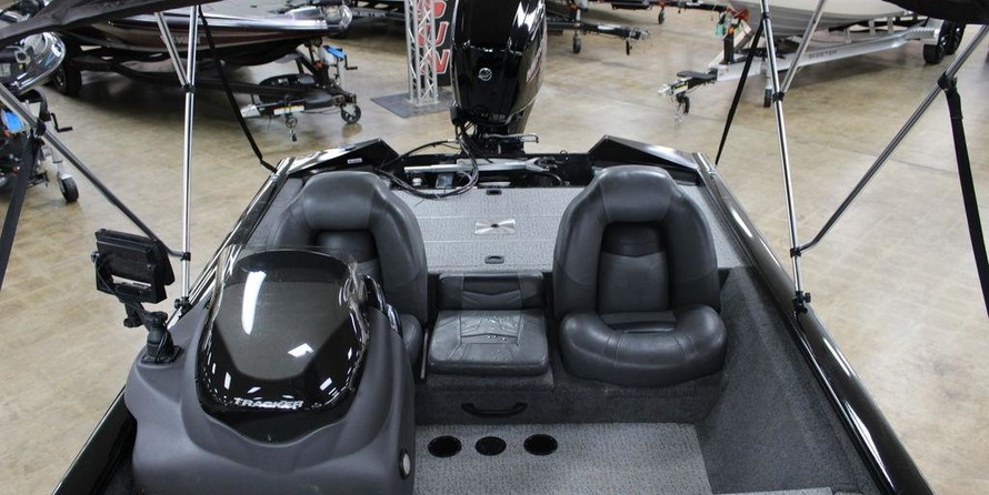 Tracker Pro Team 175 TF
