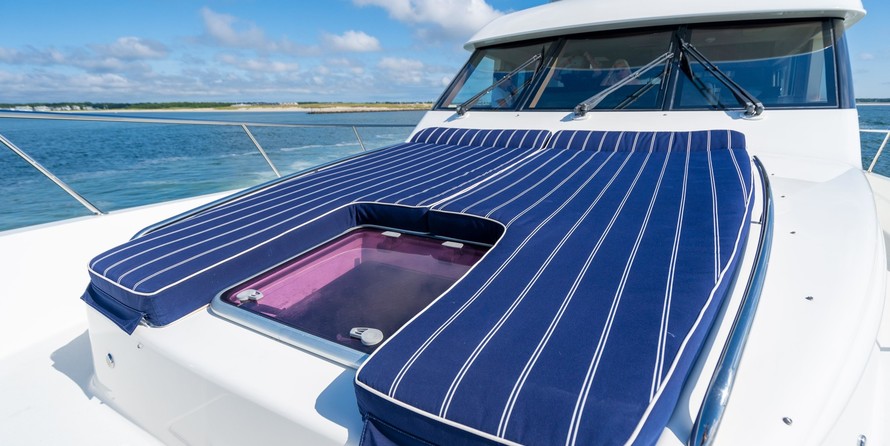 Neptunus 58 flybridge motoryacht