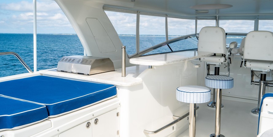 Neptunus 58 flybridge motoryacht