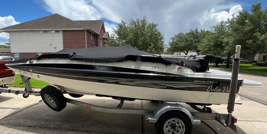 Bayliner 197 Deck Boat