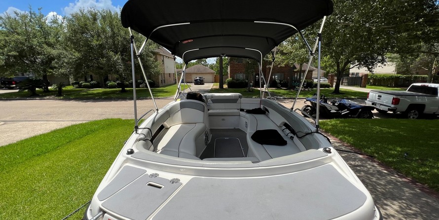 Bayliner 197 Deck Boat