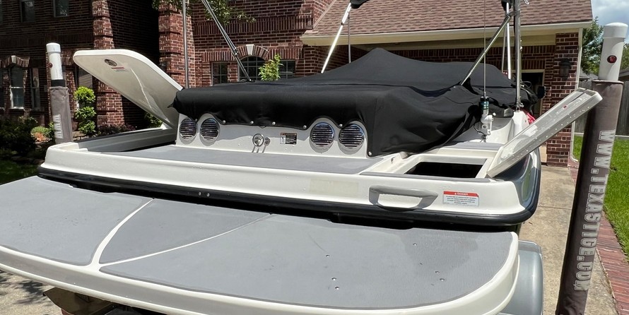 Bayliner 197 Deck Boat
