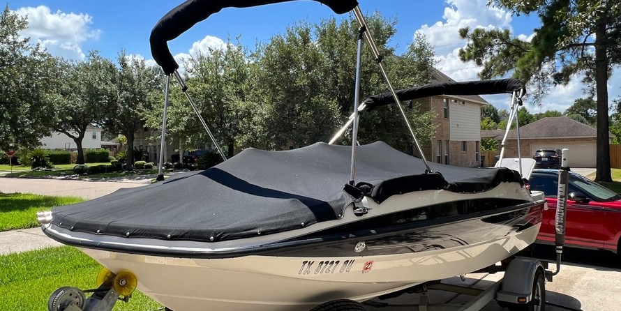 Bayliner 197 Deck Boat