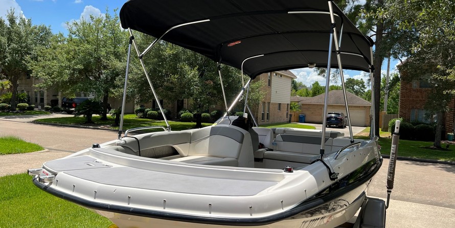 Bayliner 197 Deck Boat