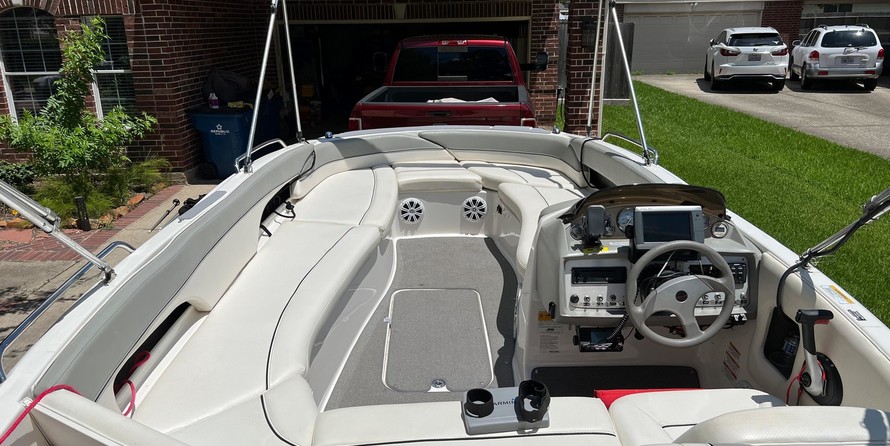 Bayliner 197 Deck Boat