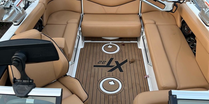 Mastercraft XT22
