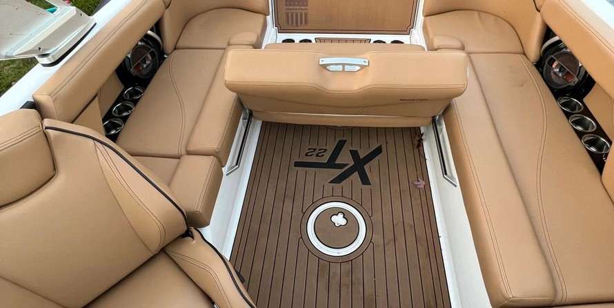Mastercraft XT22