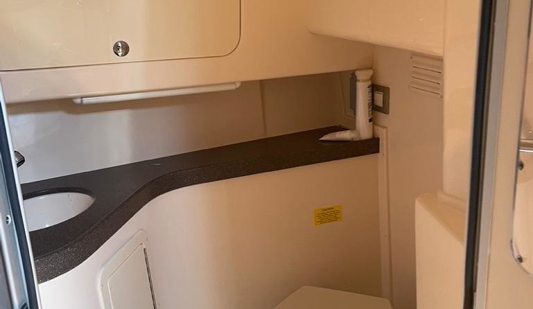 Grady-White Express 330