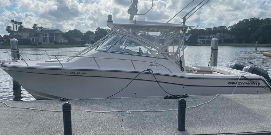 Grady-White Express 330