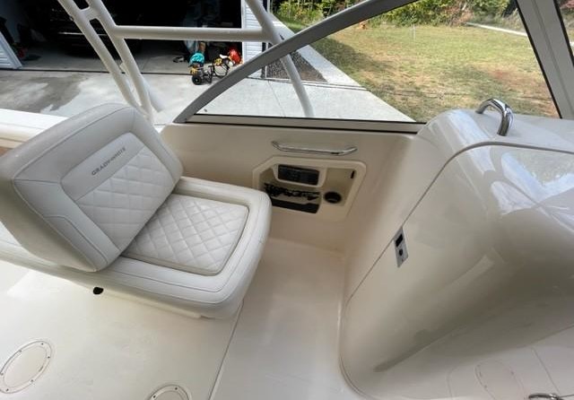 Grady-White Freedom 255