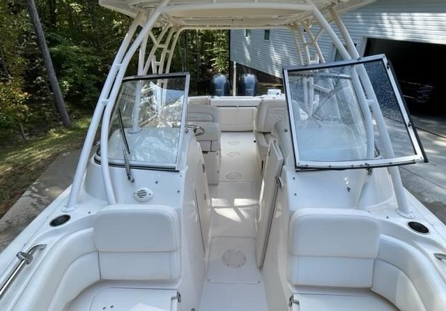 Grady-White Freedom 255