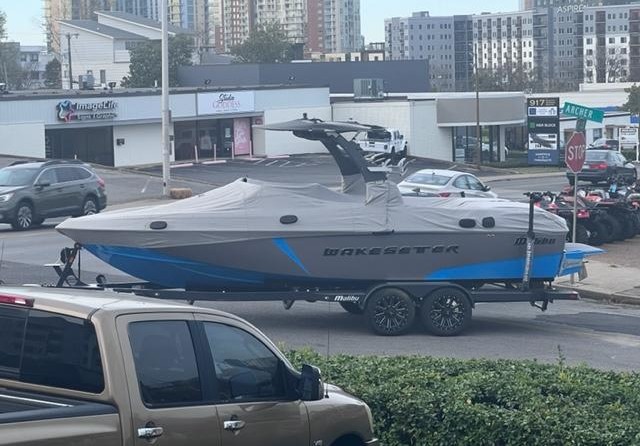 Malibu Wakesetter 25 LSV