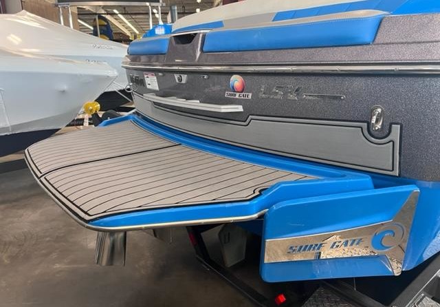 Malibu Wakesetter 25 LSV
