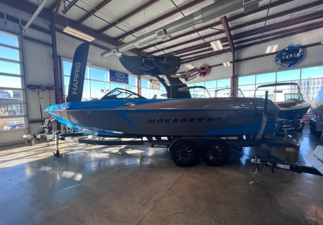 Malibu Wakesetter 25 LSV