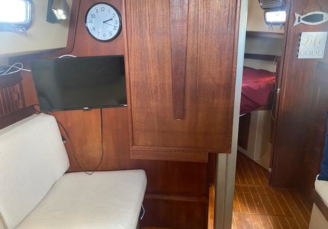 Island gypsy 32 sedan