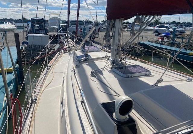 Island gypsy 32 sedan