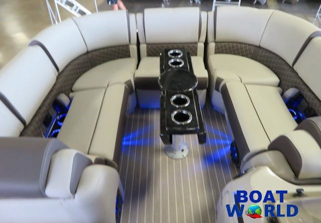 Princecraft Vogue 23 RL 200HP Mercury DTS