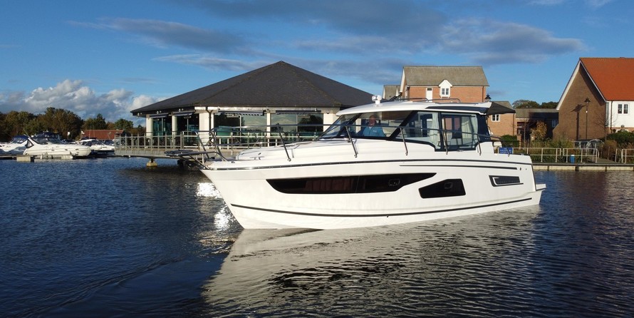 Jeanneau Merry Fisher 1095