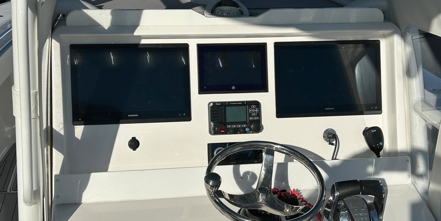 Invincible 36 Open Fisherman