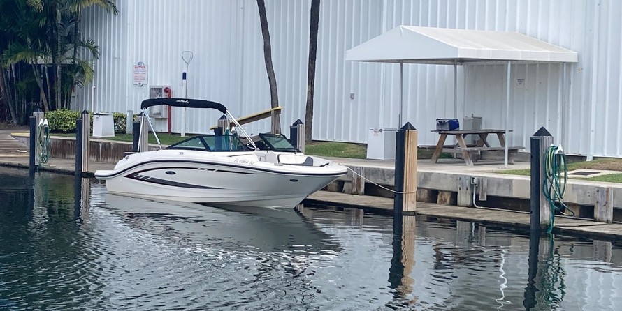 Sea ray 19 spx