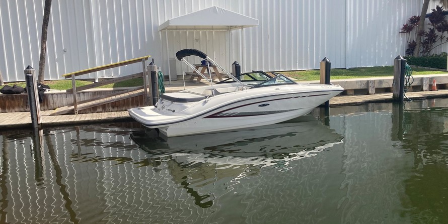 Sea ray 19 spx