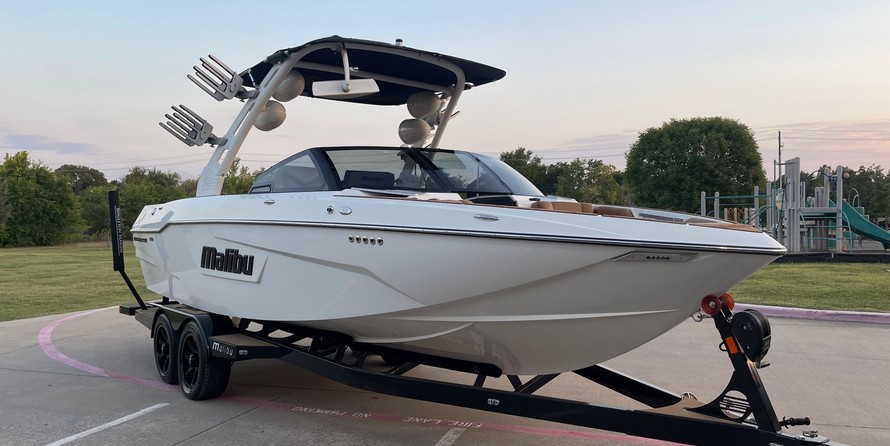 Malibu Wakesetter 25 LSV